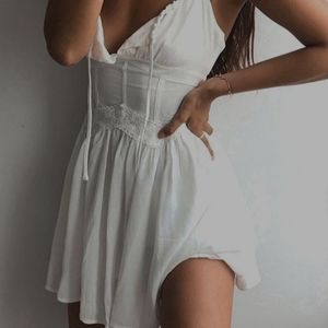 New with tags Tiger mist Ruben white dress